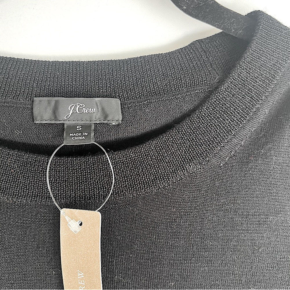 J. Crew Black Fitted Crewneck 3/4 sleeves Sweater in Merino Wool Size Small NWT - Picture 5 of 6